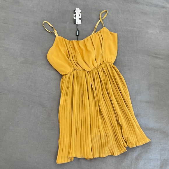 Tank top - Picture 1 of 2